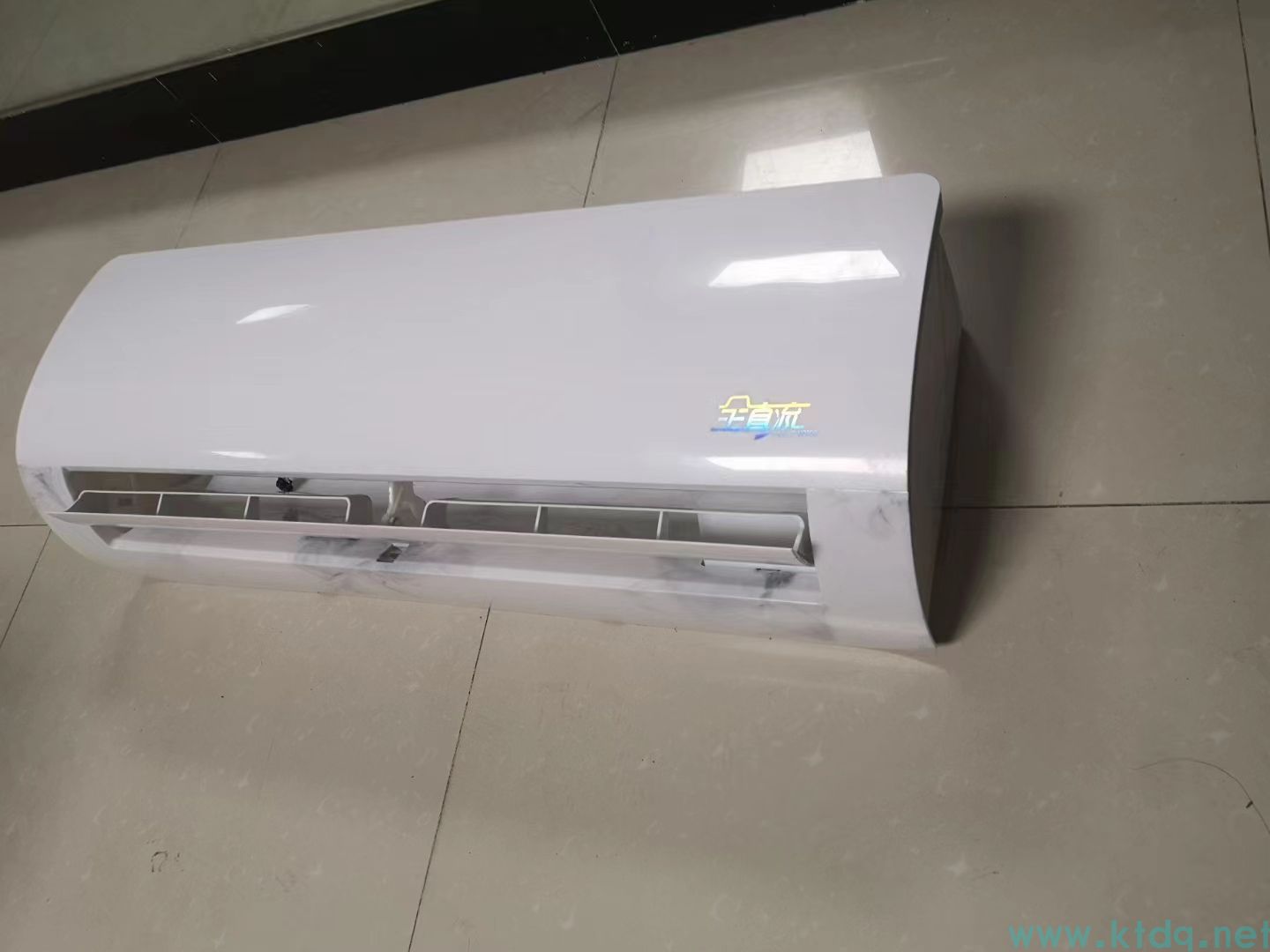 壁掛式風(fēng)機盤管廠家